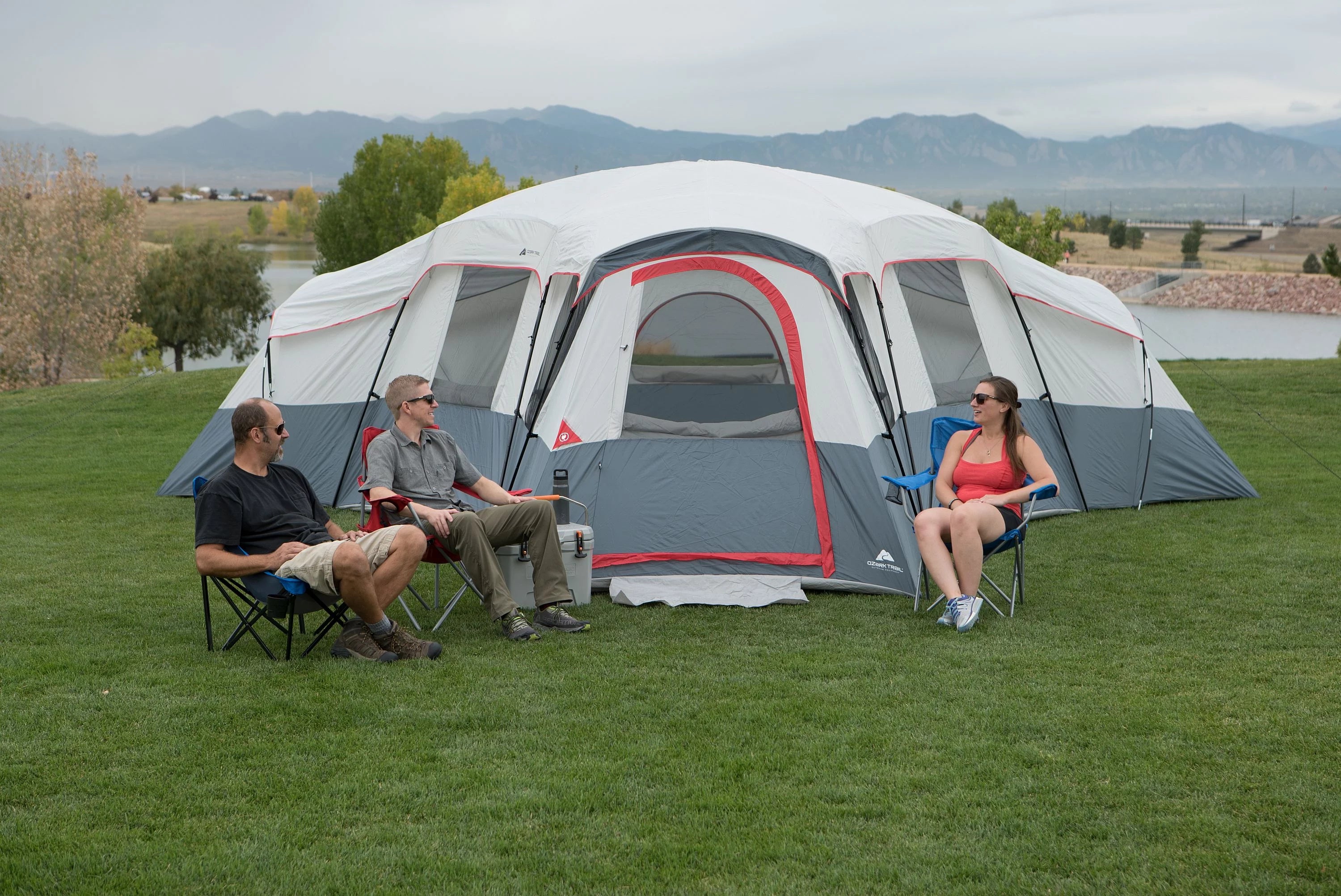 20-Person 4-Room Cabin Tent with 3 Separate Entrances W64446