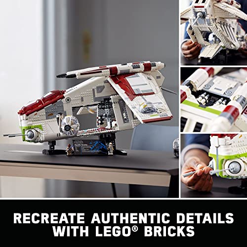Republic Gunship 75309 UCS Display Model Building Kit Y3179
