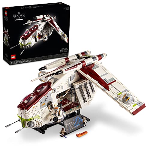 Republic Gunship 75309 UCS Display Model Building Kit Y3179