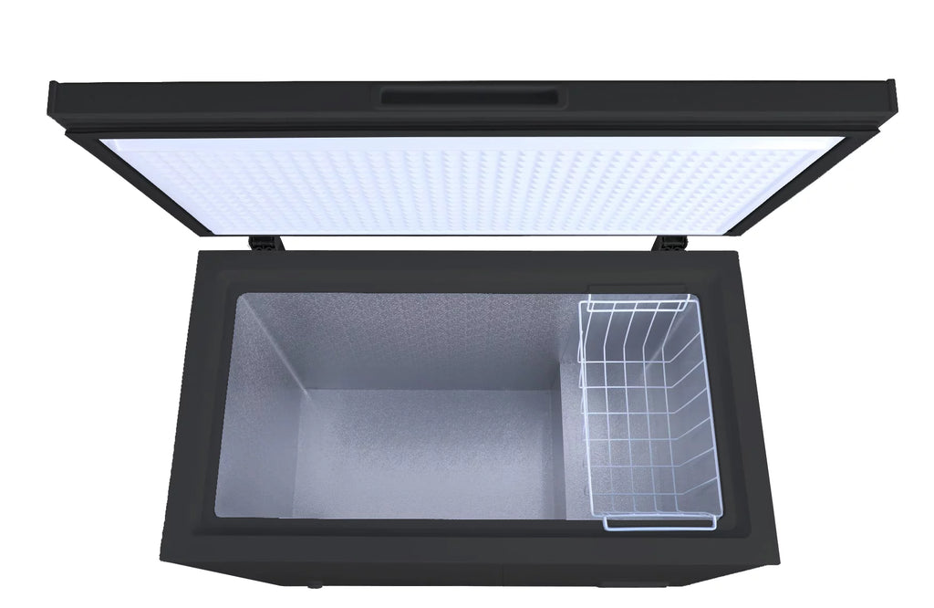 7.1 Cu Ft Chest Freezer, Black I8993