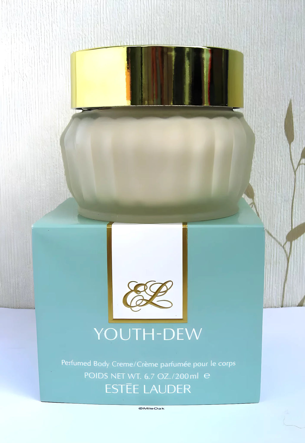 Youth Dew Perfumed Body Creme 6.7 oz V233