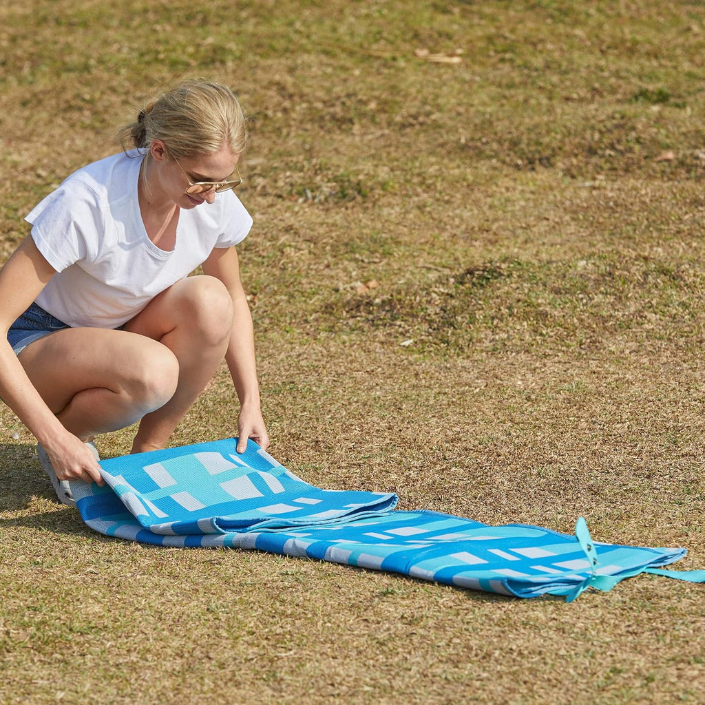 Sand Free Picnic Mat with Carry Handle H72573