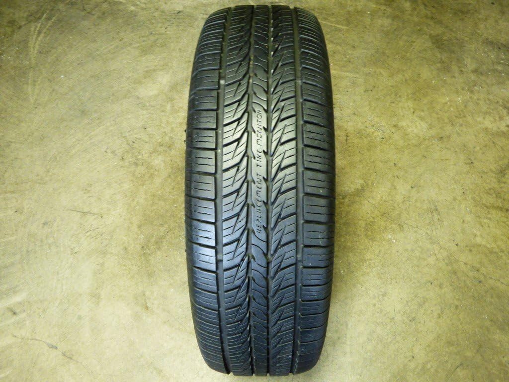 225/65R17 102H Radial Tire P671936
