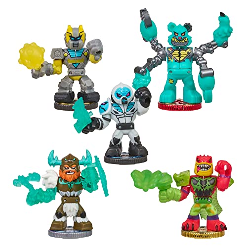 10 Ultimate Arcade Warrior Action Figures and 2 Button Bash Controllers Y675
