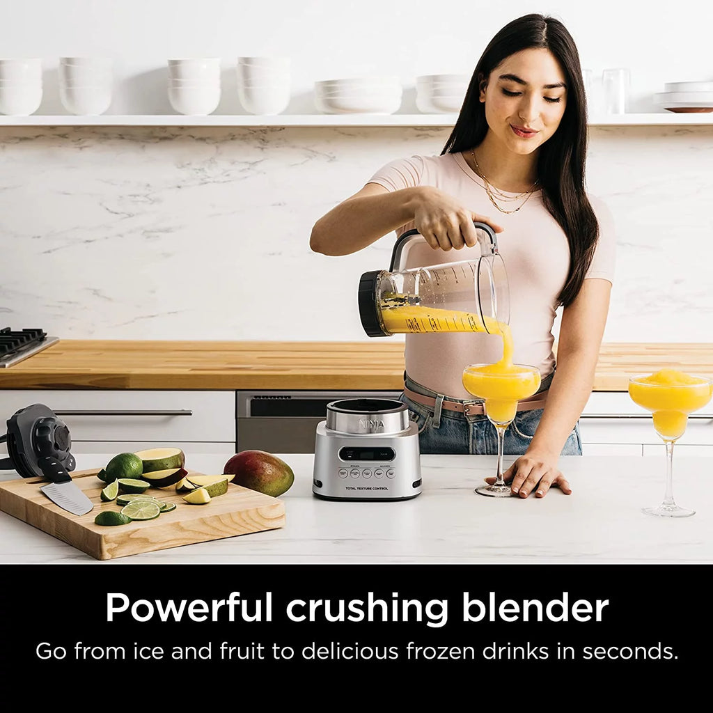 Gray Blender with 34-oz. Pitcher and 2 To-Go Cups T936970