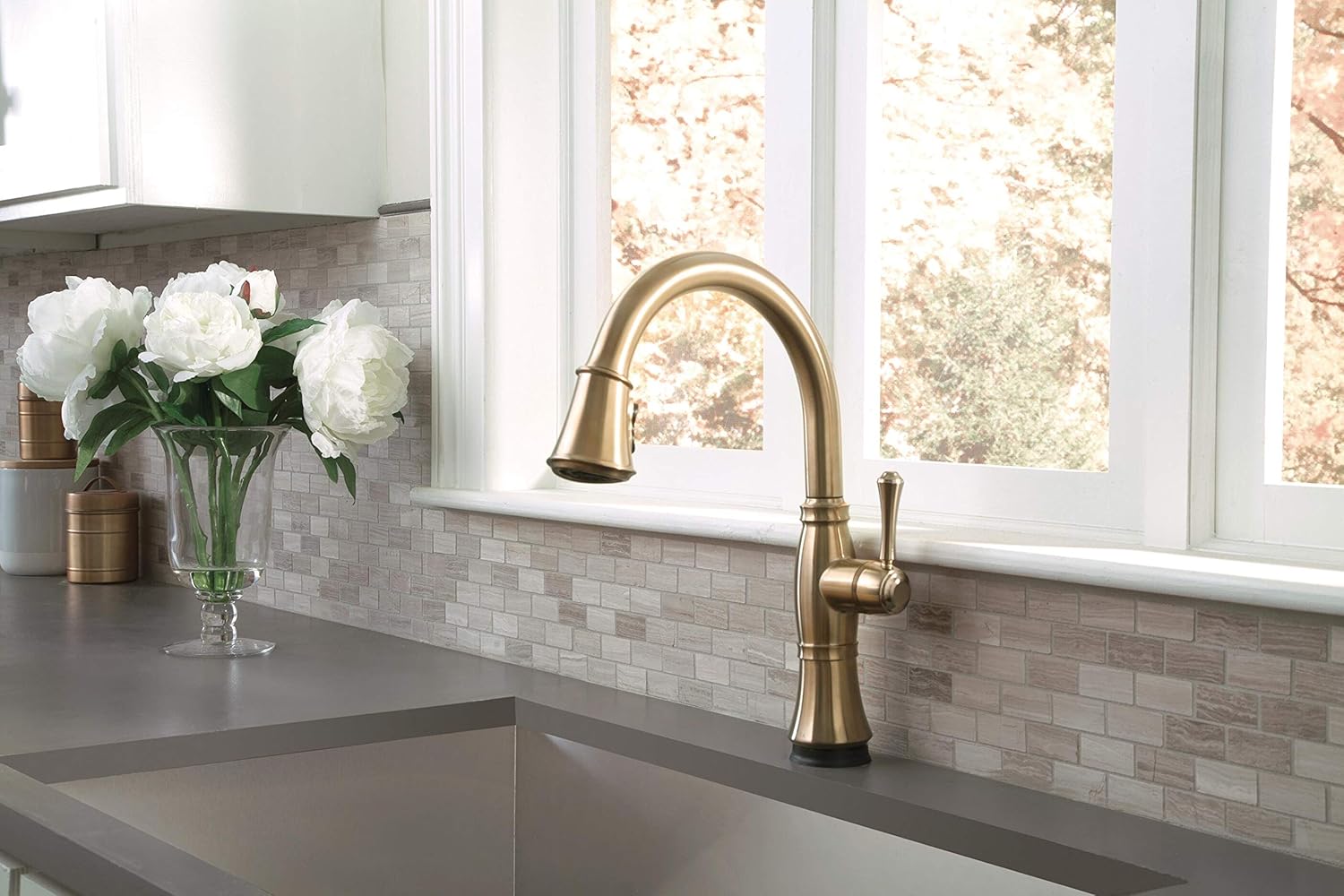 Gold Touch Kitchen Faucet with Pull Down Sprayer W7461