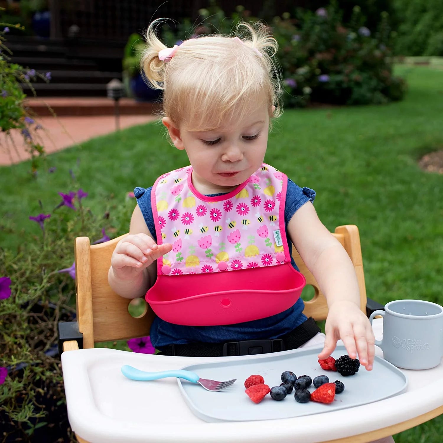 Silicone Food-Catcher Bib K13486