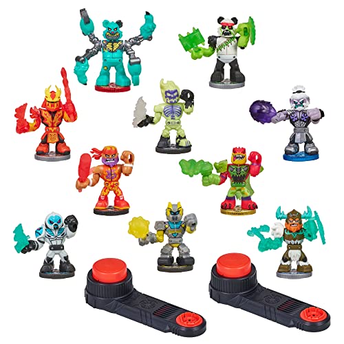 10 Ultimate Arcade Warrior Action Figures and 2 Button Bash Controllers Y675