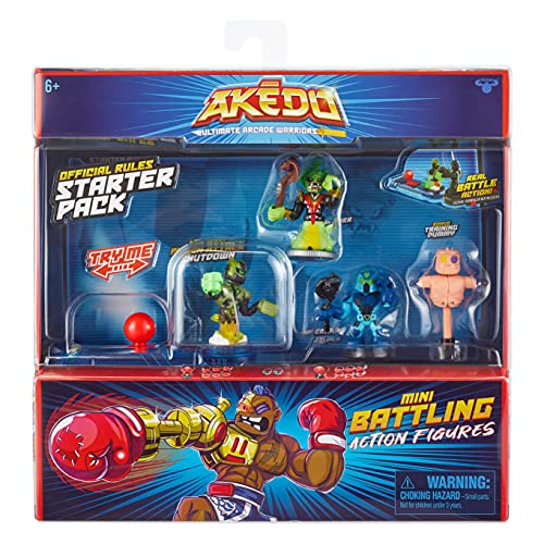 10 Ultimate Arcade Warrior Action Figures and 2 Button Bash Controllers Y675