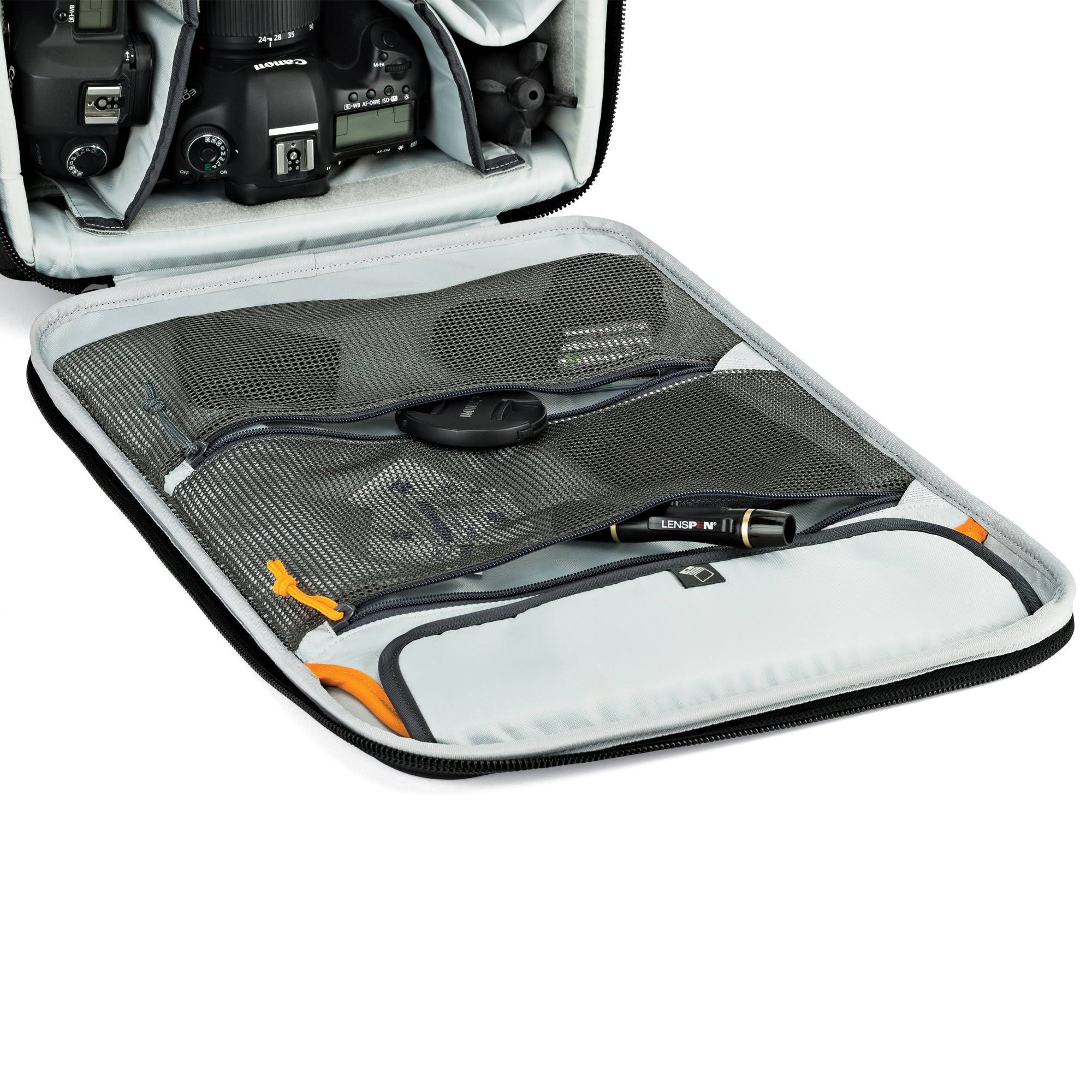 Rolling Camera Case Q33964