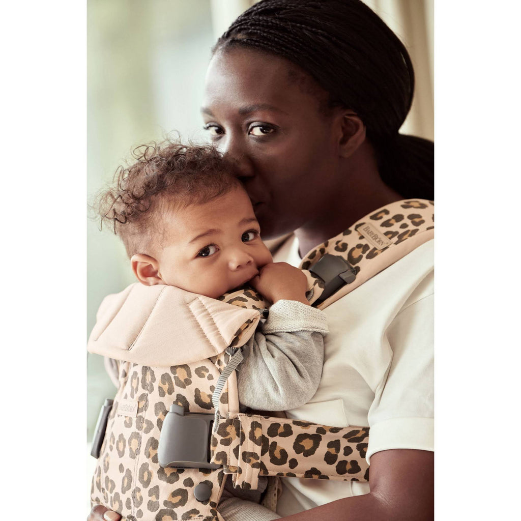 Beige Cotton Baby Carrier Q876451