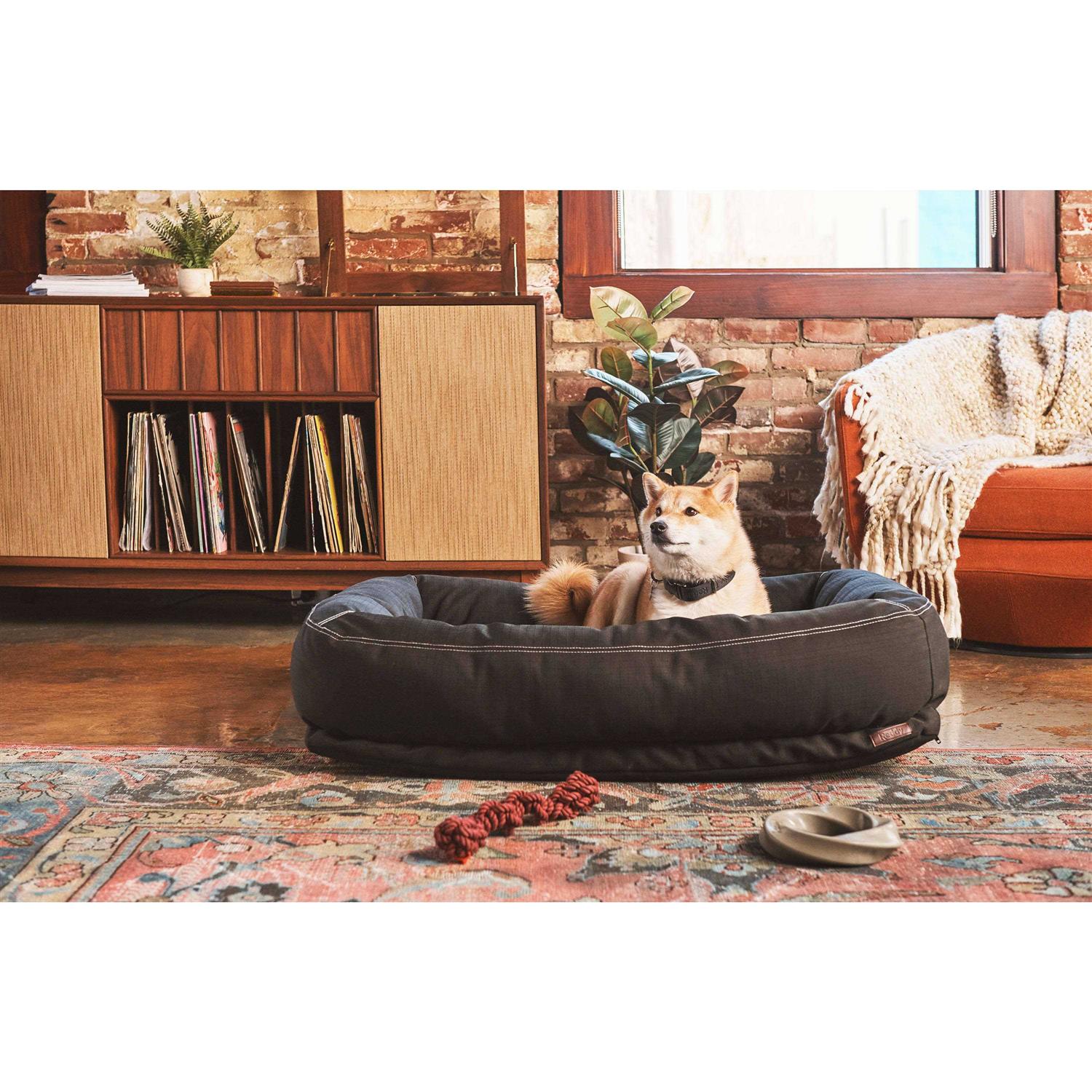 Indoor/Outdoor Dog Bed B98932